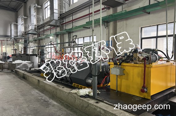 浙江客戶訂購(gòu)的兆格環(huán)保2套全自動(dòng)液壓壓榨機(jī)調(diào)試成功