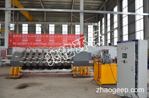 兆格環(huán)保全自動(dòng)液壓榨油機(jī)芝麻醬熱榨試機(jī)成功